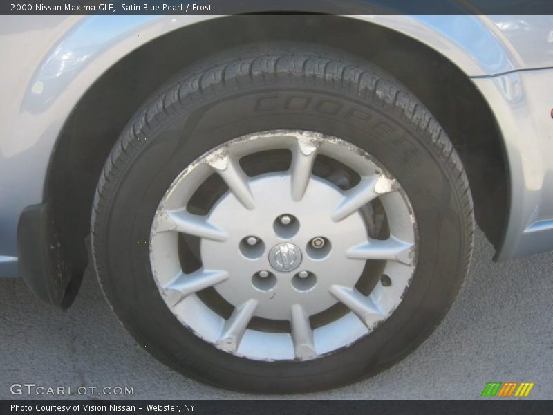 Satin Blue Pearl / Frost 2000 Nissan Maxima GLE