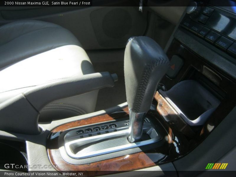 Satin Blue Pearl / Frost 2000 Nissan Maxima GLE