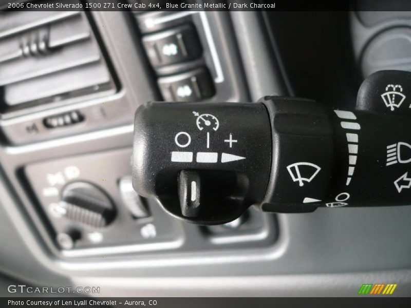 Blue Granite Metallic / Dark Charcoal 2006 Chevrolet Silverado 1500 Z71 Crew Cab 4x4
