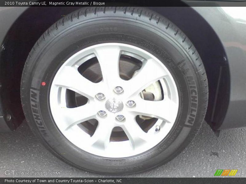 Magnetic Gray Metallic / Bisque 2010 Toyota Camry LE