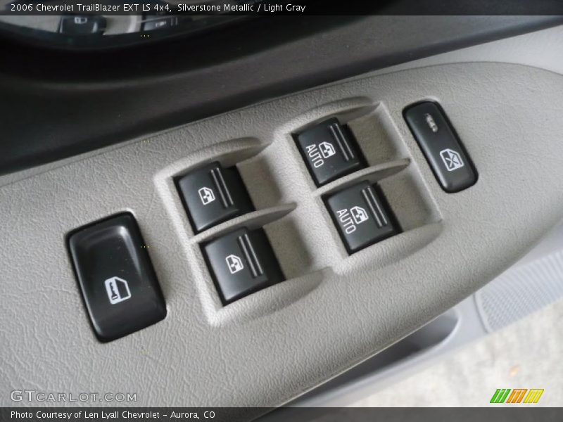 Silverstone Metallic / Light Gray 2006 Chevrolet TrailBlazer EXT LS 4x4