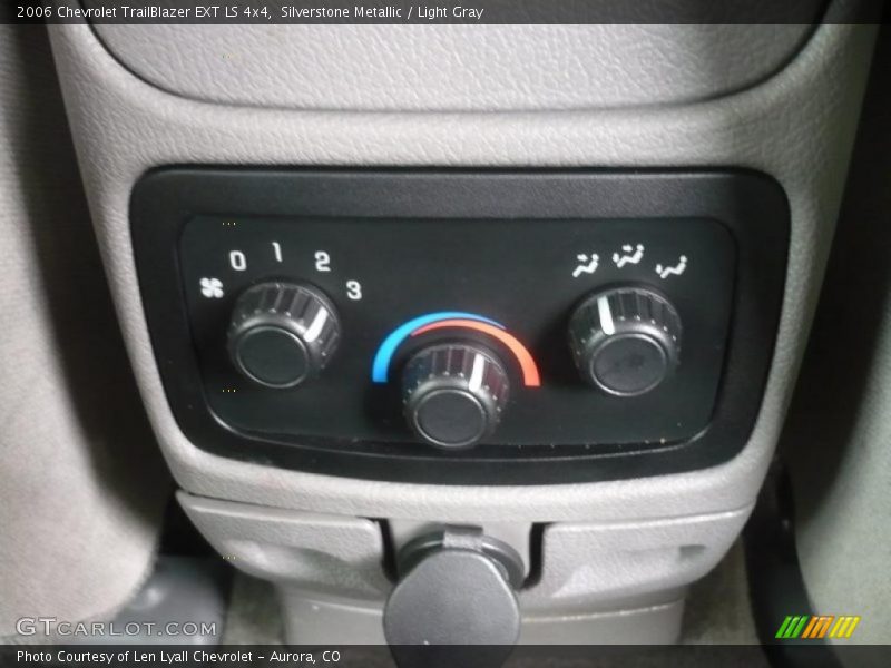 Silverstone Metallic / Light Gray 2006 Chevrolet TrailBlazer EXT LS 4x4