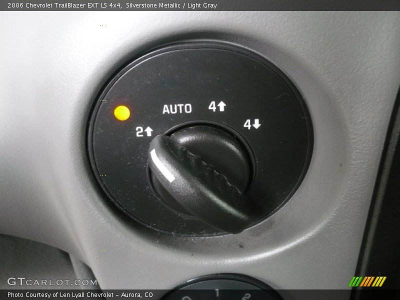 Silverstone Metallic / Light Gray 2006 Chevrolet TrailBlazer EXT LS 4x4