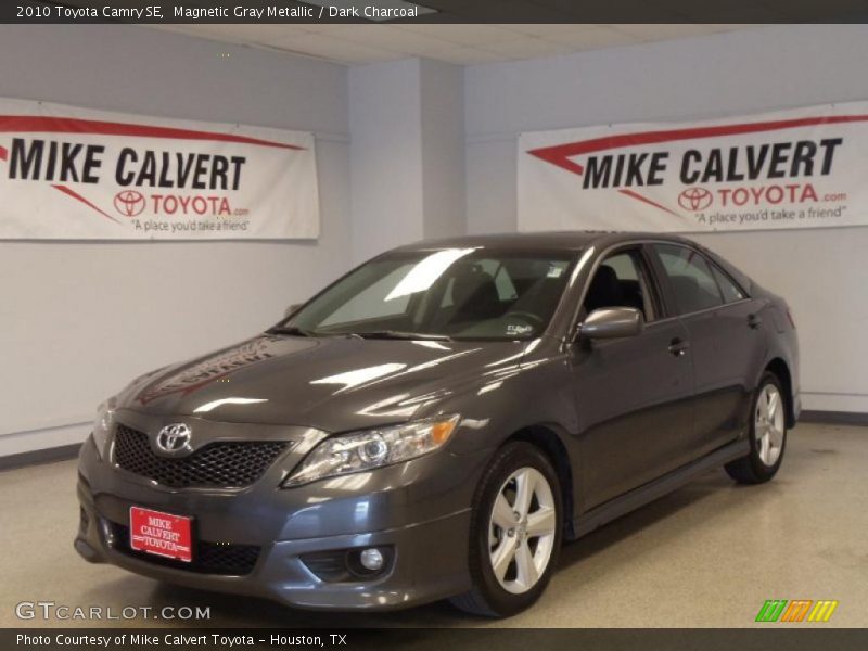 Magnetic Gray Metallic / Dark Charcoal 2010 Toyota Camry SE