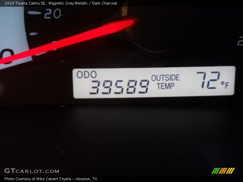 Magnetic Gray Metallic / Dark Charcoal 2010 Toyota Camry SE