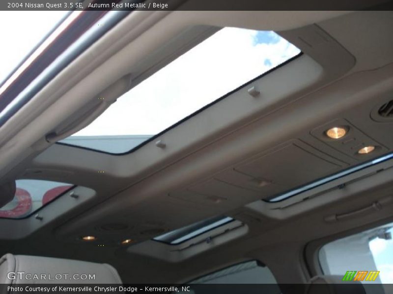 Autumn Red Metallic / Beige 2004 Nissan Quest 3.5 SE