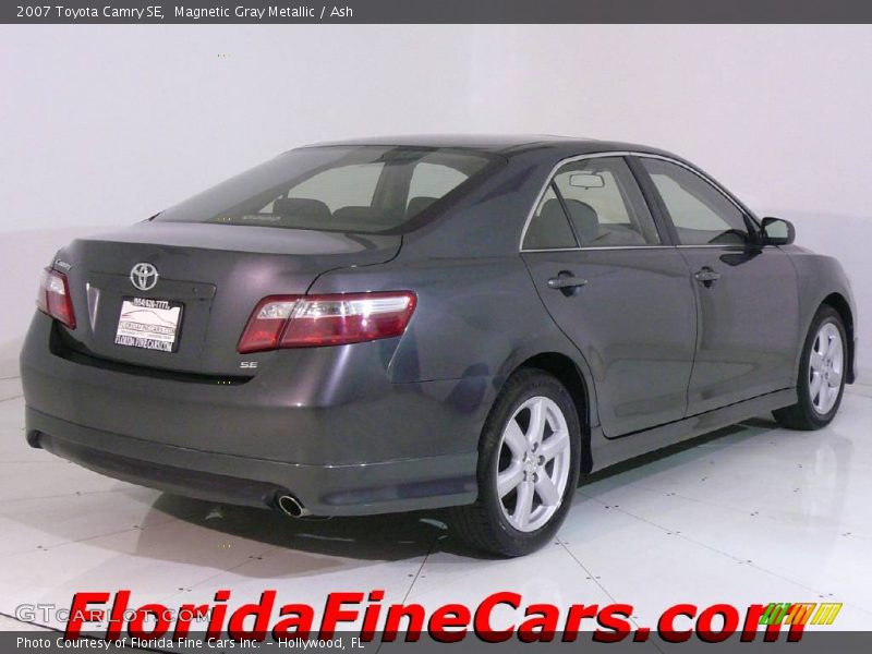 Magnetic Gray Metallic / Ash 2007 Toyota Camry SE