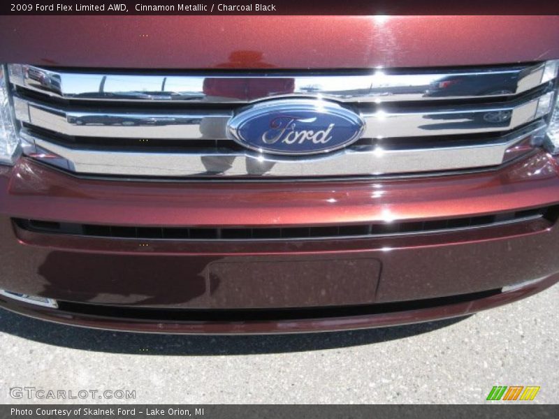 Cinnamon Metallic / Charcoal Black 2009 Ford Flex Limited AWD