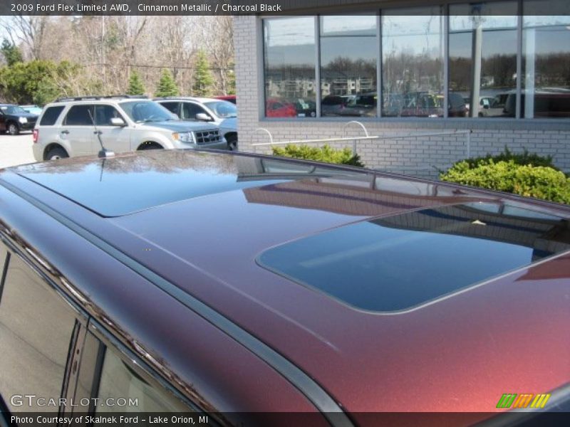 Cinnamon Metallic / Charcoal Black 2009 Ford Flex Limited AWD