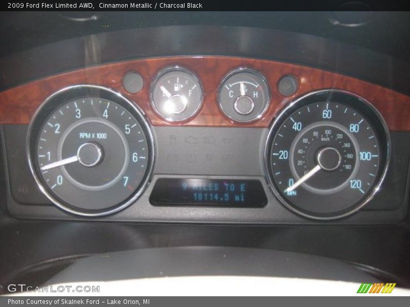 Cinnamon Metallic / Charcoal Black 2009 Ford Flex Limited AWD