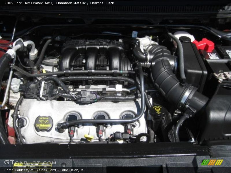Cinnamon Metallic / Charcoal Black 2009 Ford Flex Limited AWD