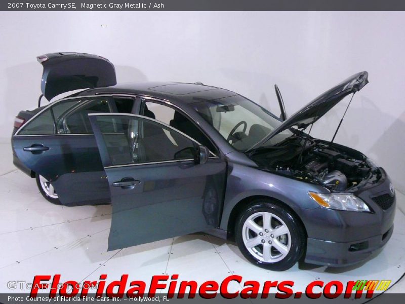 Magnetic Gray Metallic / Ash 2007 Toyota Camry SE