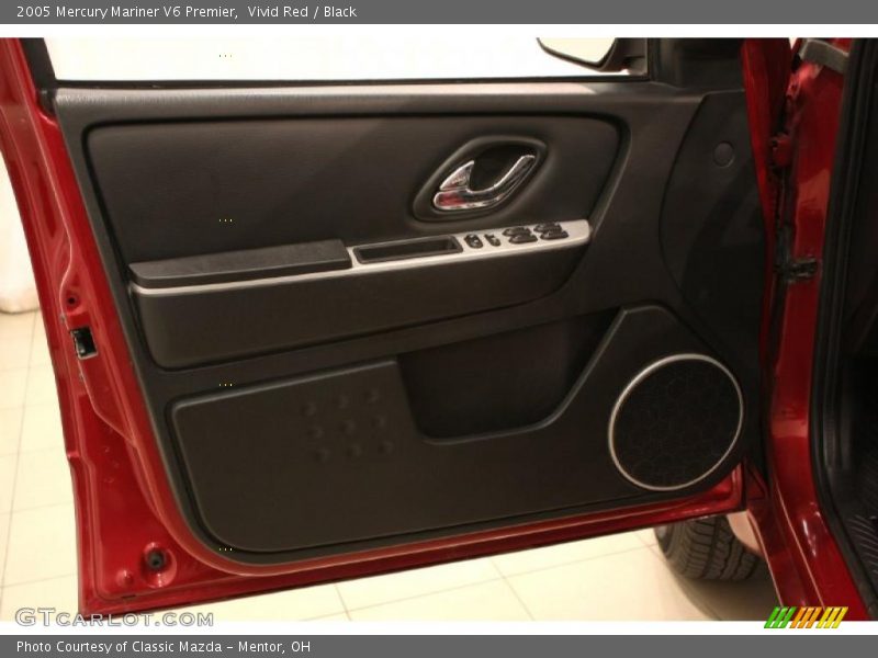 Vivid Red / Black 2005 Mercury Mariner V6 Premier