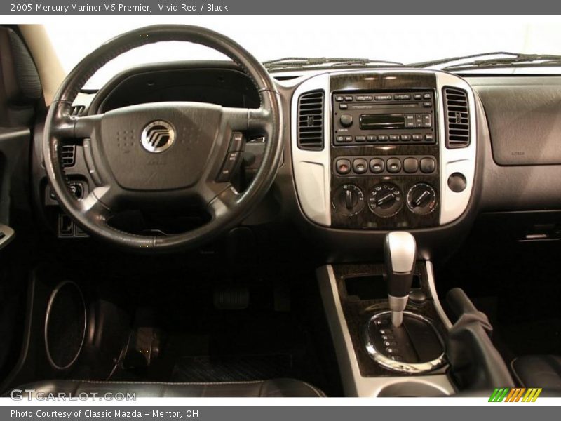 Vivid Red / Black 2005 Mercury Mariner V6 Premier