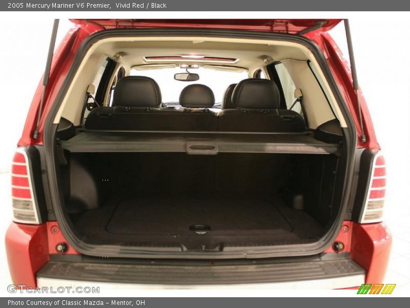 Vivid Red / Black 2005 Mercury Mariner V6 Premier