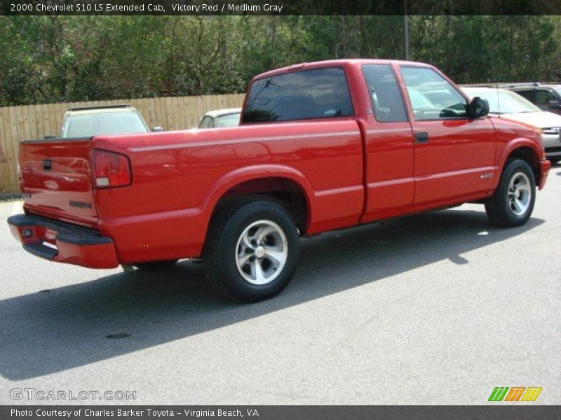 Victory Red / Medium Gray 2000 Chevrolet S10 LS Extended Cab