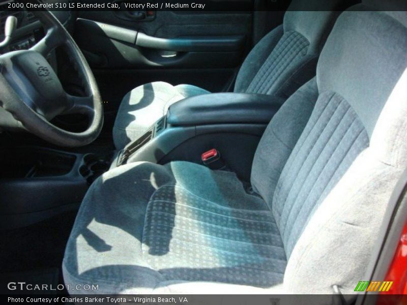 Victory Red / Medium Gray 2000 Chevrolet S10 LS Extended Cab