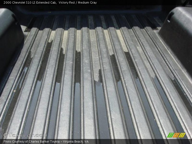 Victory Red / Medium Gray 2000 Chevrolet S10 LS Extended Cab