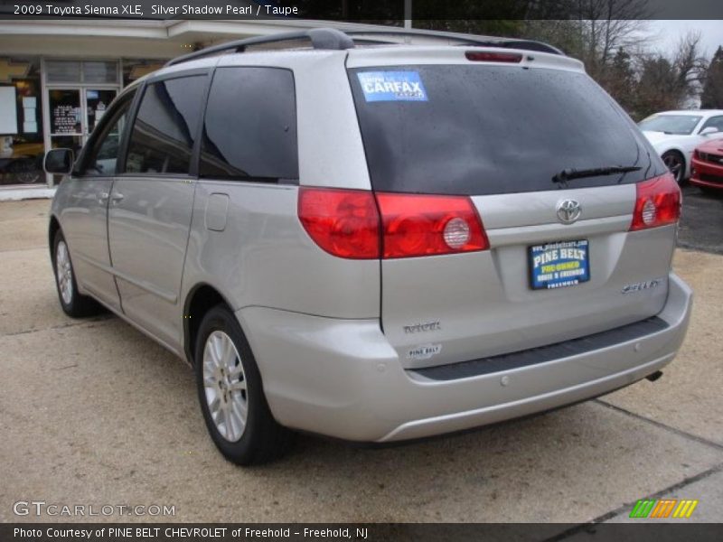 Silver Shadow Pearl / Taupe 2009 Toyota Sienna XLE