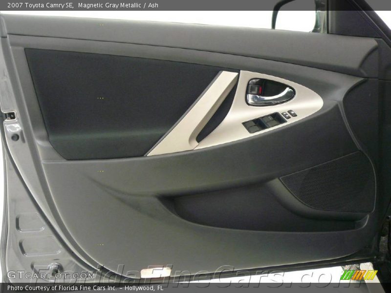 Magnetic Gray Metallic / Ash 2007 Toyota Camry SE