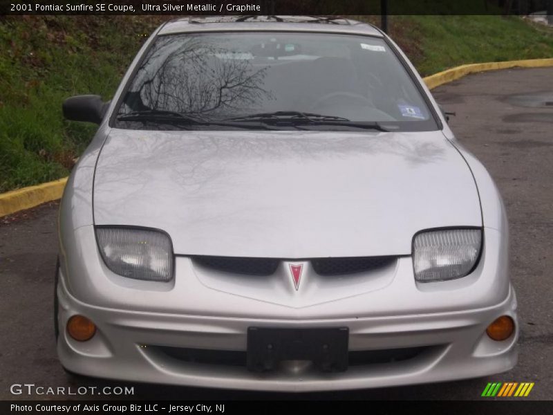 Ultra Silver Metallic / Graphite 2001 Pontiac Sunfire SE Coupe