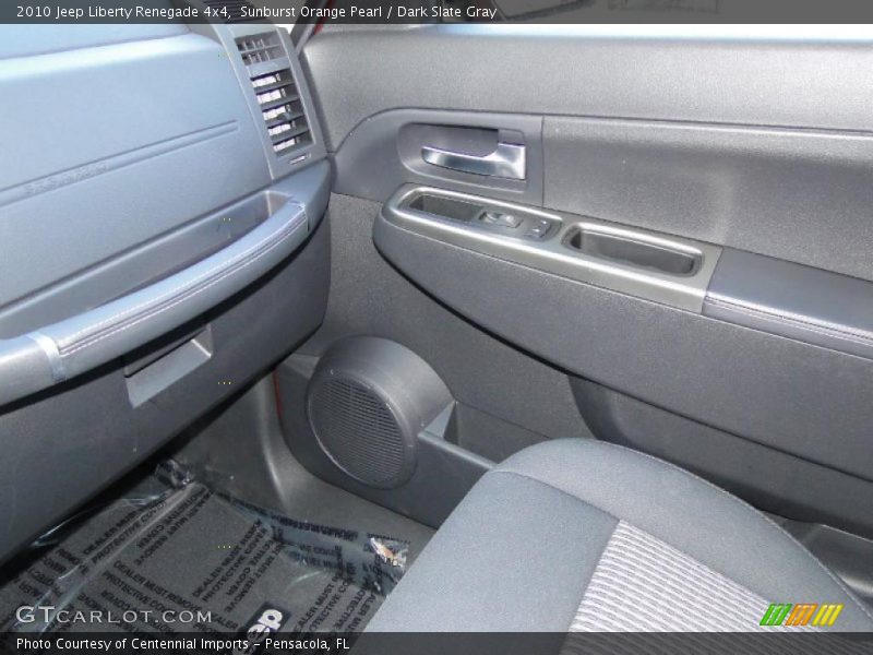 Sunburst Orange Pearl / Dark Slate Gray 2010 Jeep Liberty Renegade 4x4