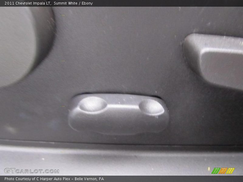 Summit White / Ebony 2011 Chevrolet Impala LT