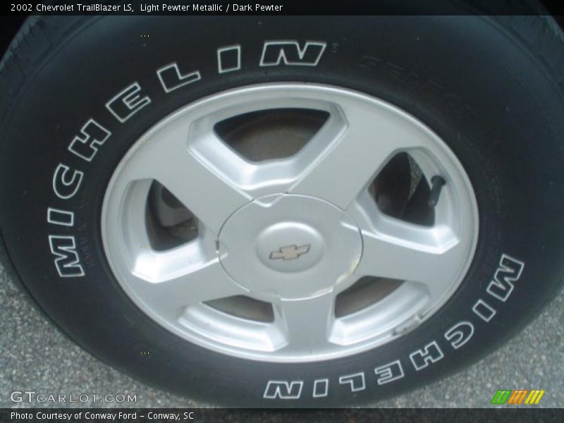 Light Pewter Metallic / Dark Pewter 2002 Chevrolet TrailBlazer LS