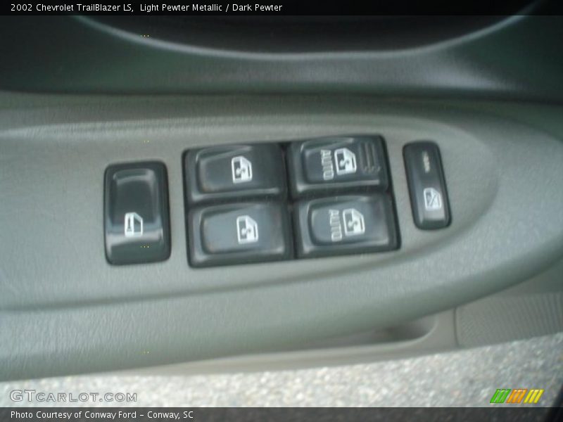 Light Pewter Metallic / Dark Pewter 2002 Chevrolet TrailBlazer LS