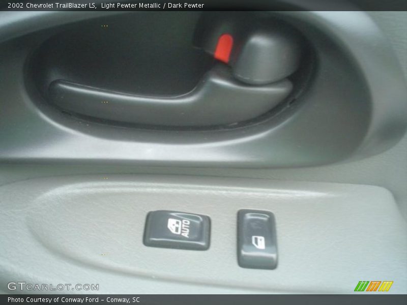 Light Pewter Metallic / Dark Pewter 2002 Chevrolet TrailBlazer LS