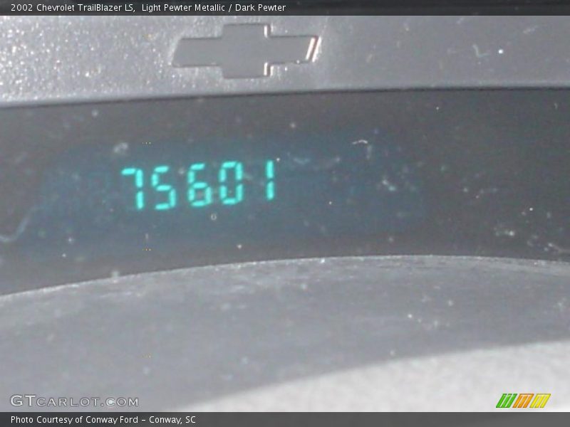 Light Pewter Metallic / Dark Pewter 2002 Chevrolet TrailBlazer LS