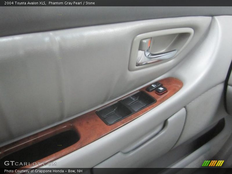 Phantom Gray Pearl / Stone 2004 Toyota Avalon XLS