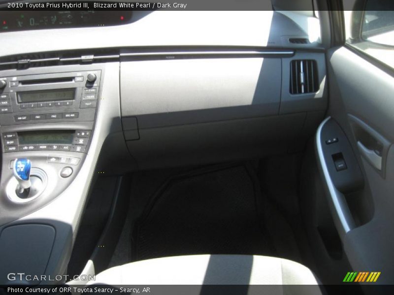Blizzard White Pearl / Dark Gray 2010 Toyota Prius Hybrid III