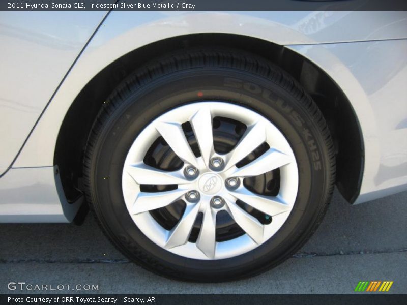 Iridescent Silver Blue Metallic / Gray 2011 Hyundai Sonata GLS