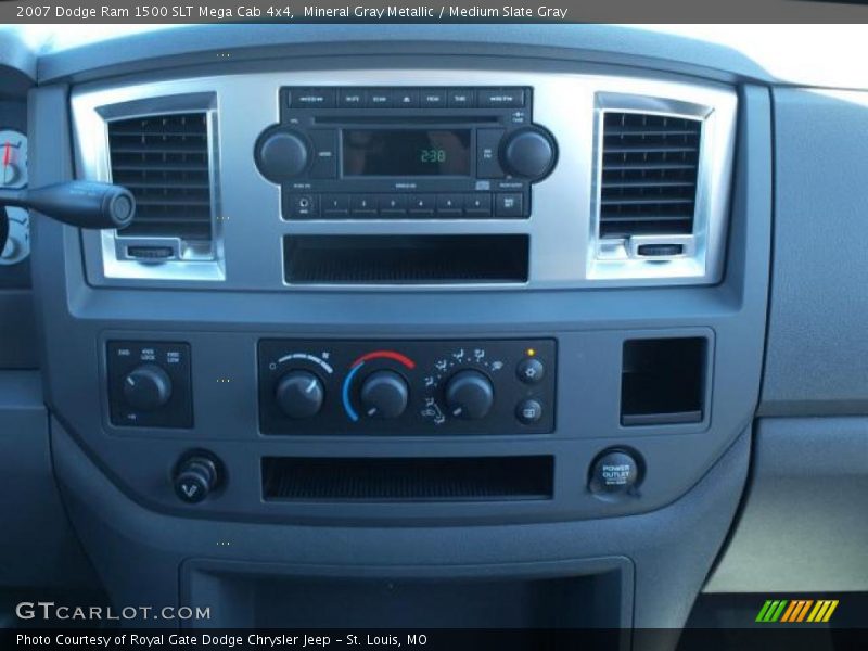 Mineral Gray Metallic / Medium Slate Gray 2007 Dodge Ram 1500 SLT Mega Cab 4x4