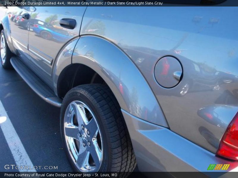 Mineral Gray Metallic / Dark Slate Gray/Light Slate Gray 2007 Dodge Durango Limited 4x4