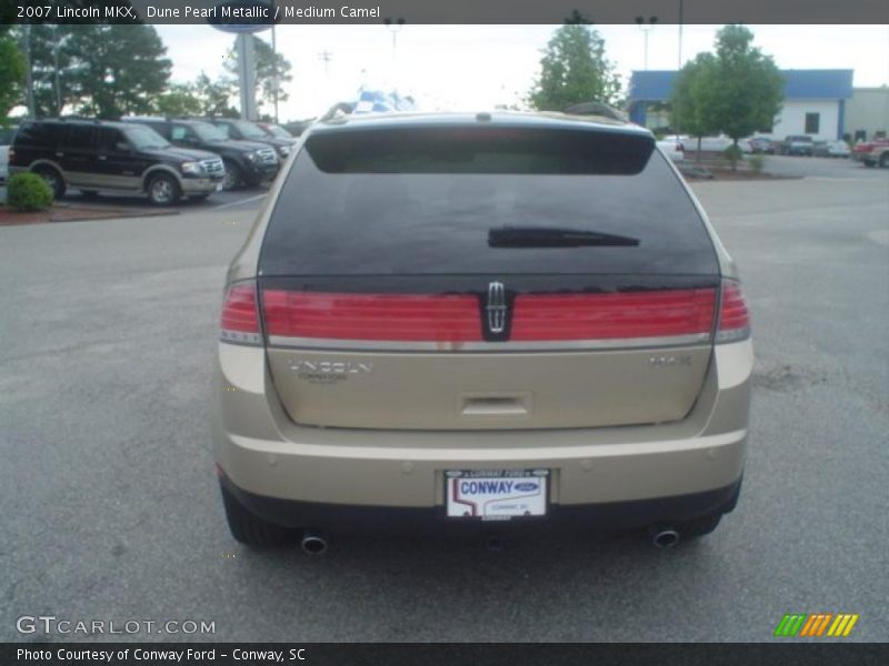 Dune Pearl Metallic / Medium Camel 2007 Lincoln MKX