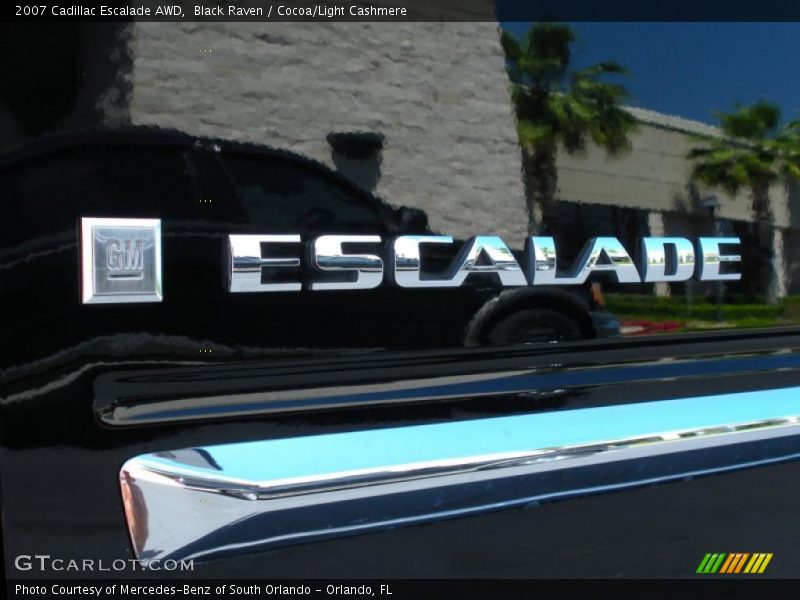 Black Raven / Cocoa/Light Cashmere 2007 Cadillac Escalade AWD