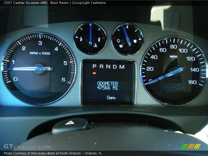 Black Raven / Cocoa/Light Cashmere 2007 Cadillac Escalade AWD
