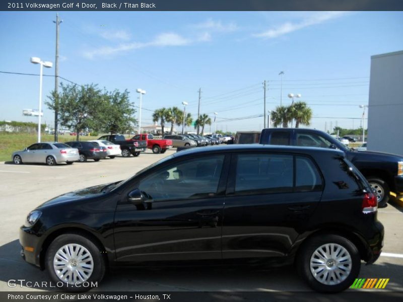 Black / Titan Black 2011 Volkswagen Golf 4 Door