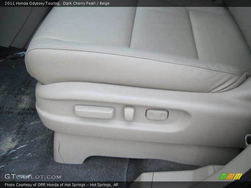 Dark Cherry Pearl / Beige 2011 Honda Odyssey Touring