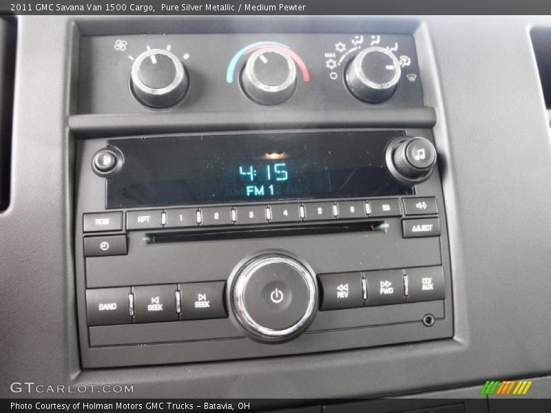 Pure Silver Metallic / Medium Pewter 2011 GMC Savana Van 1500 Cargo