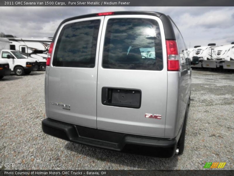 Pure Silver Metallic / Medium Pewter 2011 GMC Savana Van 1500 Cargo