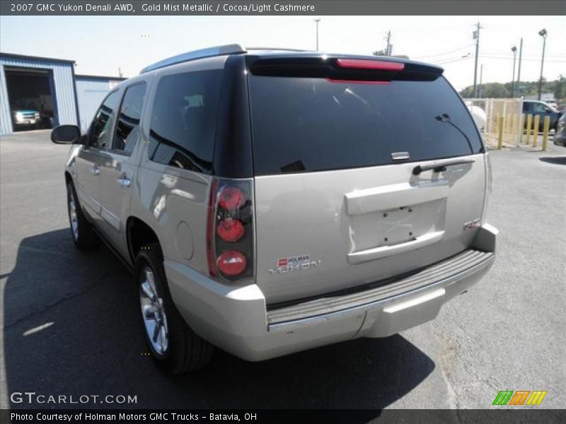 Gold Mist Metallic / Cocoa/Light Cashmere 2007 GMC Yukon Denali AWD