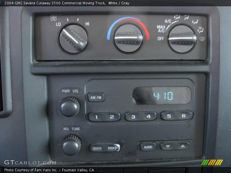 White / Gray 2004 GMC Savana Cutaway 3500 Commercial Moving Truck