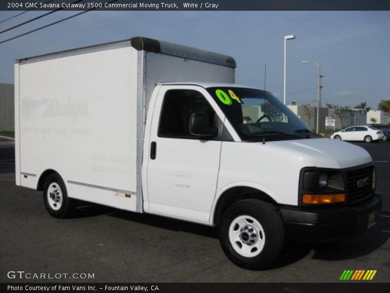 White / Gray 2004 GMC Savana Cutaway 3500 Commercial Moving Truck