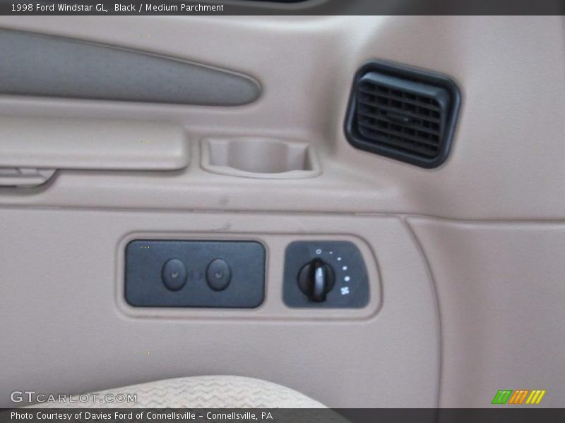 Black / Medium Parchment 1998 Ford Windstar GL