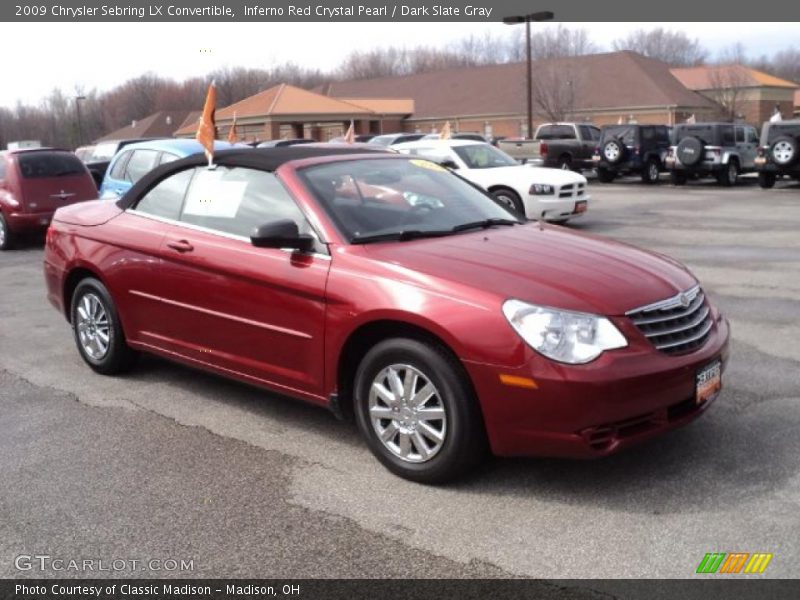 Front 3/4 View of 2009 Sebring LX Convertible