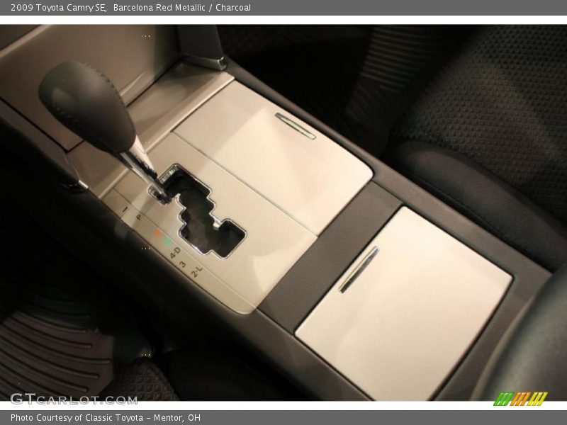Barcelona Red Metallic / Charcoal 2009 Toyota Camry SE