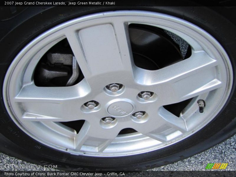 Jeep Green Metallic / Khaki 2007 Jeep Grand Cherokee Laredo